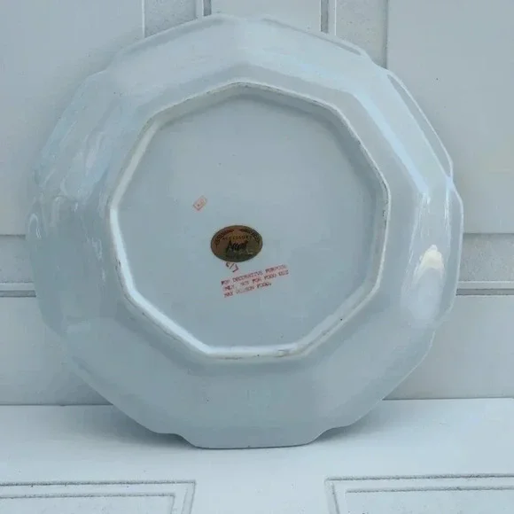 Accent Accessory Decorative Gold and Black Plate - Picture 4 of 4